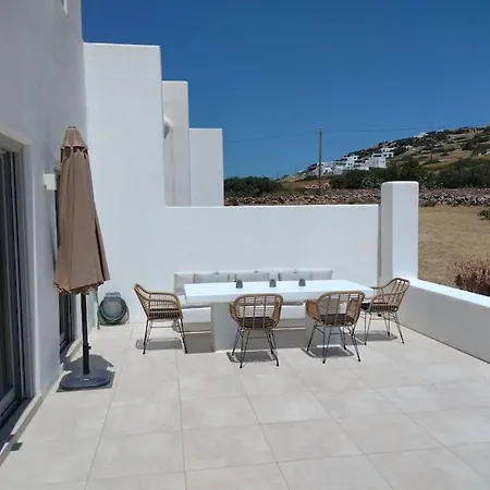 Cosy In Isterni - Paros